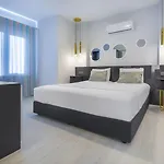 Twin Apart Otel 4*