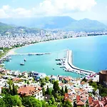 Twin Aparthotel 4*