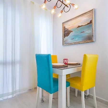 Apartahotel Twin 4*
