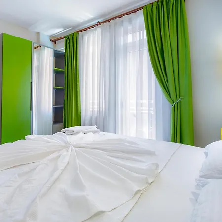 Aparthotel Twin 4*